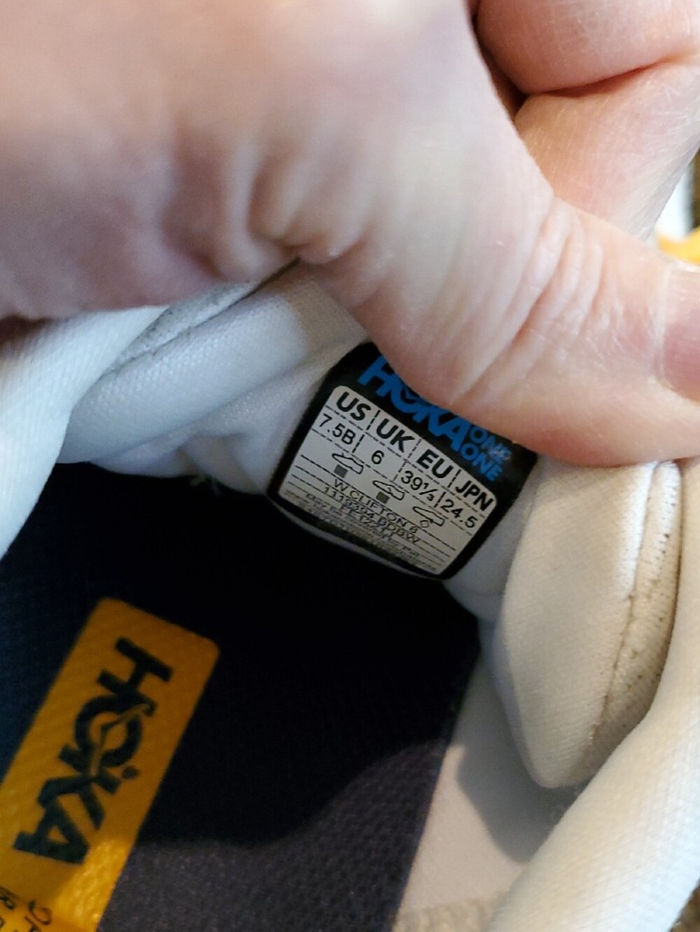 Hoka Clifton 8 Women's White Shoes with Yellow Laces Size 7.5 - Picture 6 of 15